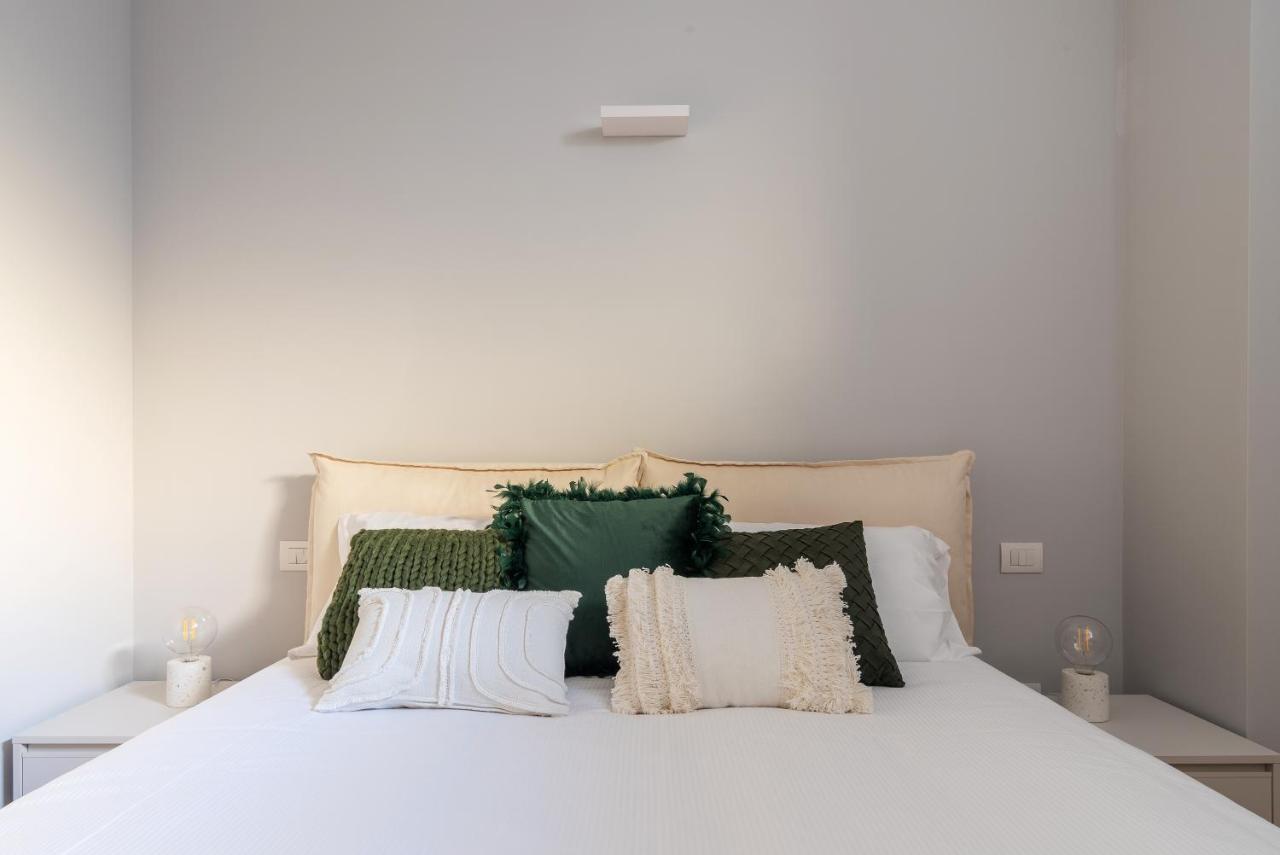 Easyhomes - Botta Milan Luaran gambar