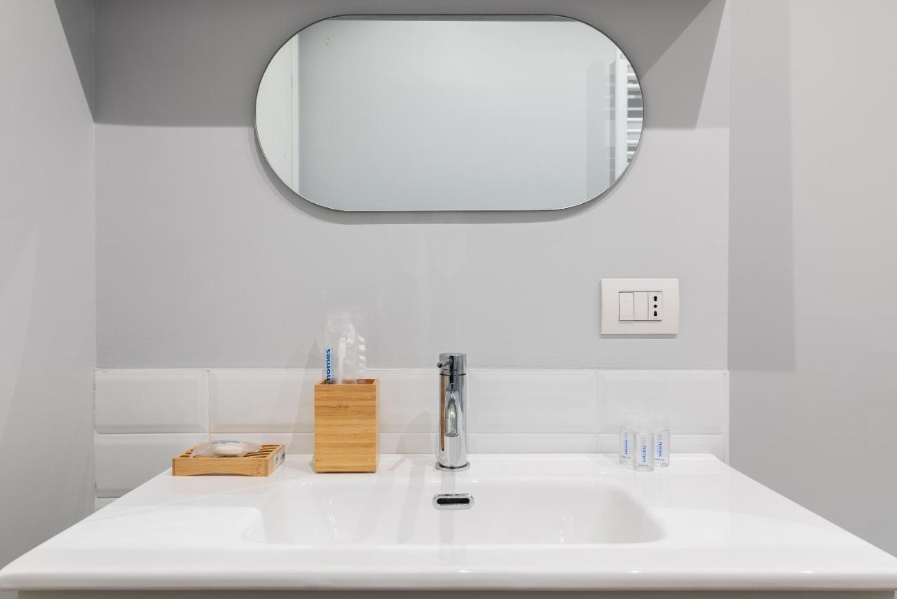 Easyhomes - Botta Milan Luaran gambar